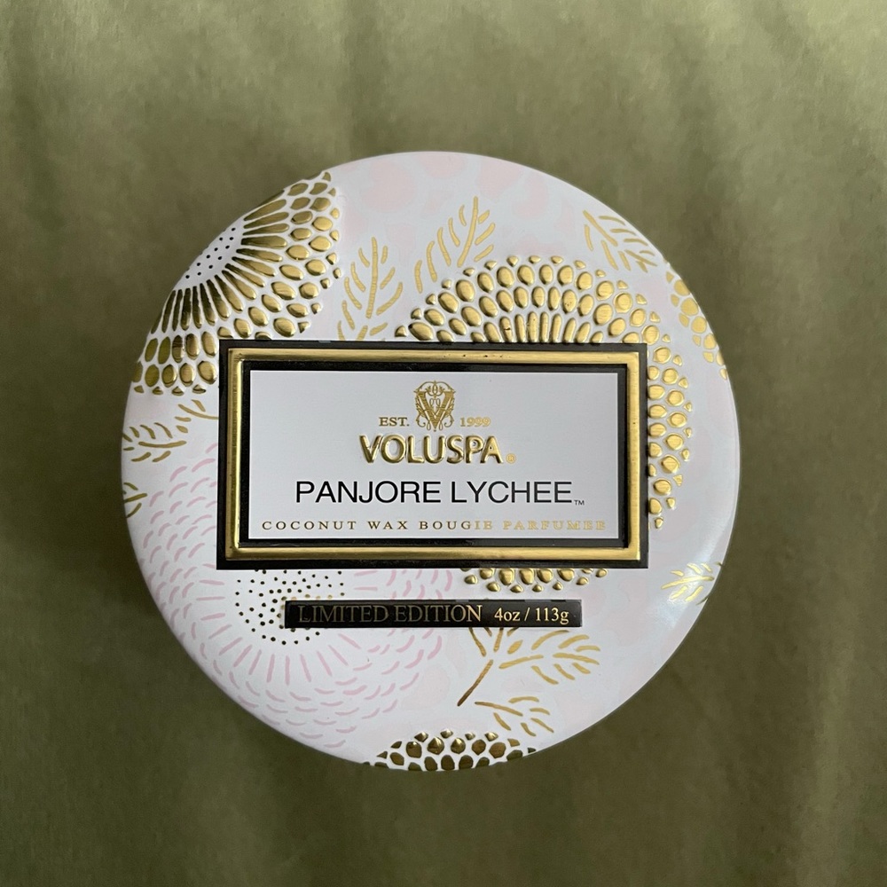 Brand New, Never Used VOLUSPA Mini Tin Candle 🕯